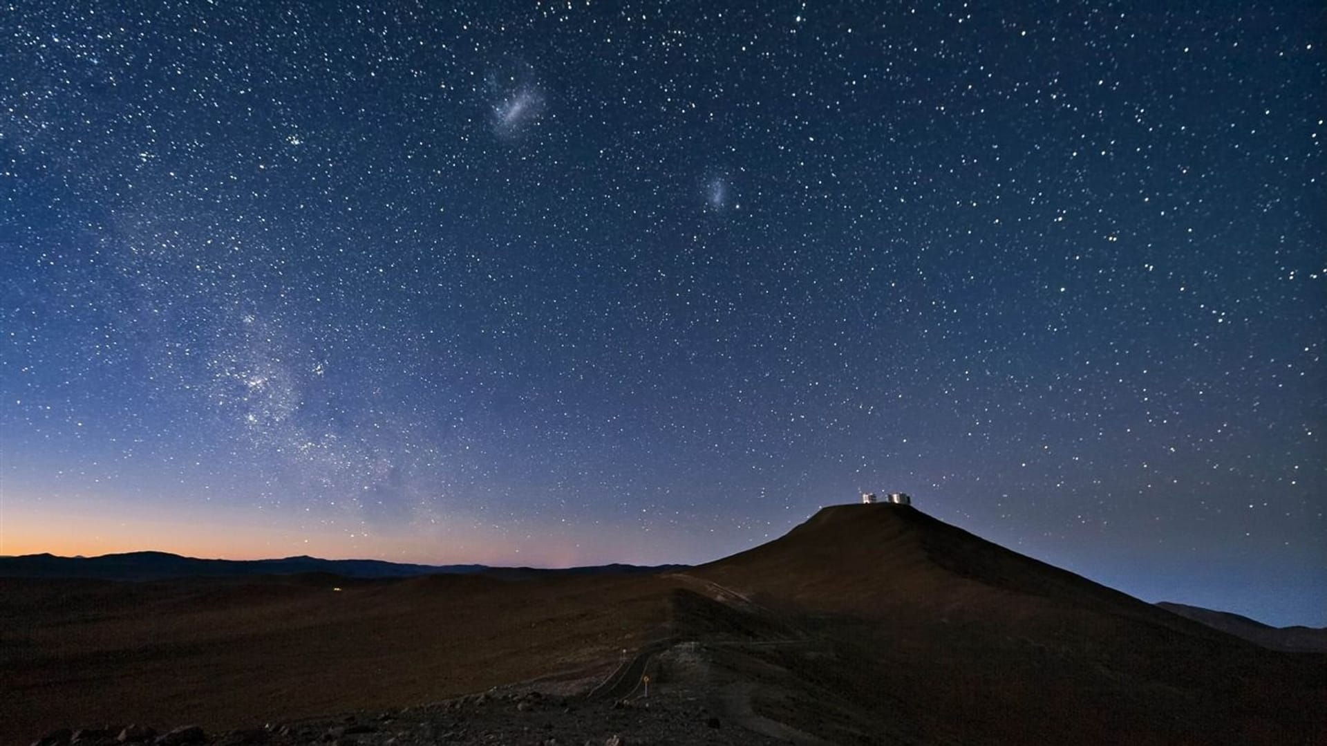 SAFARI EN EL DESIERTO CON NOCHE EN CAMPAMENTO BEDUINO