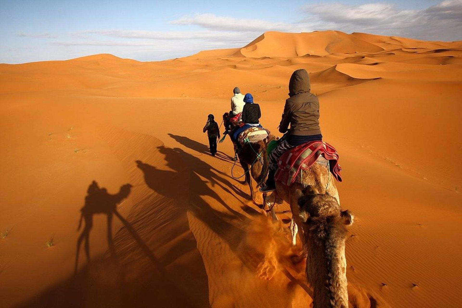 DESIERTOS Y CASTILLOS