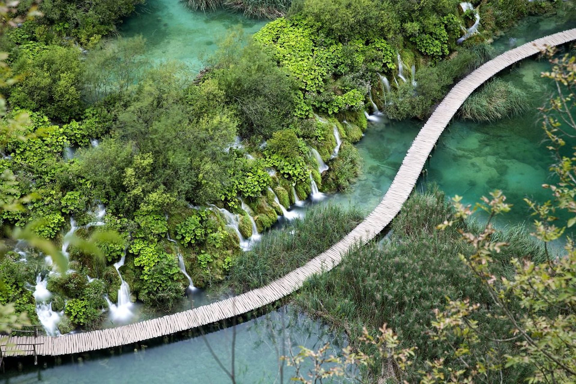 WONDERFUL BALKANS