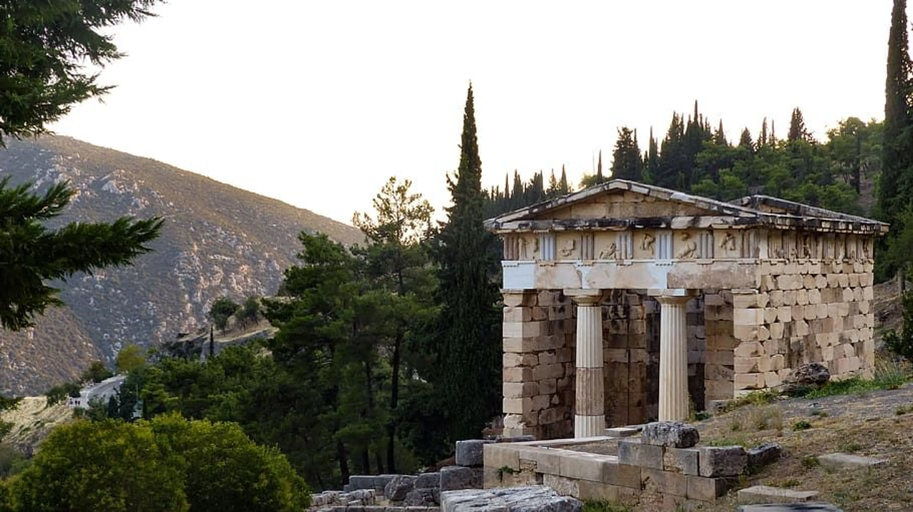 Delphi, Greece: A travel guide for your visit to Delphi & the best tours