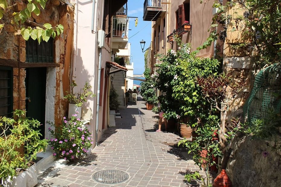 GUIDED TOUR OF CHANIA