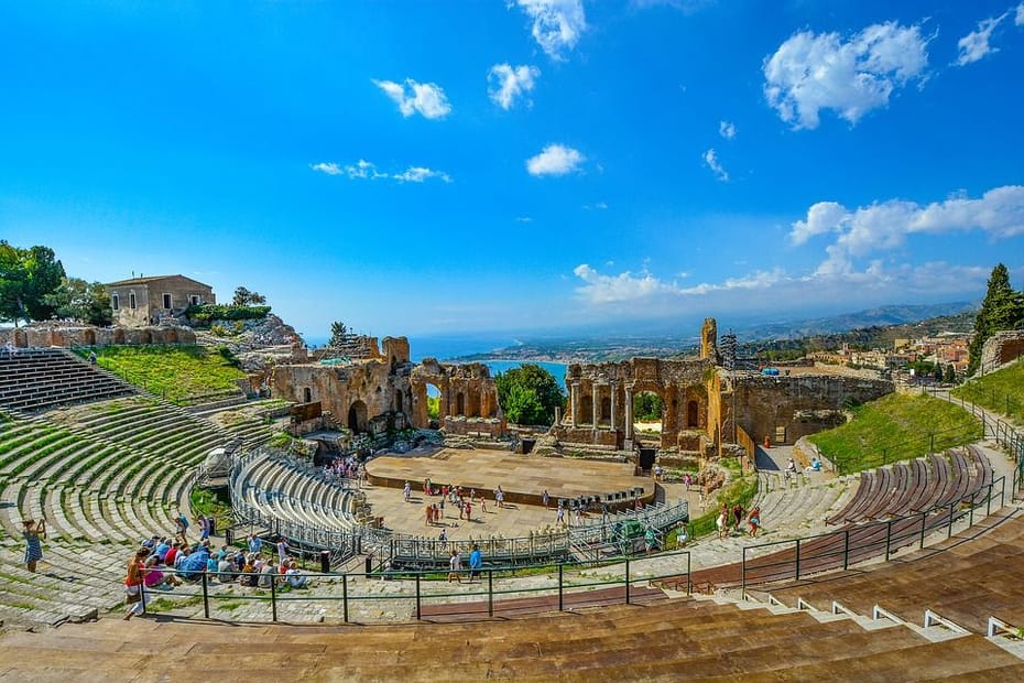 CATANIA - ETNA CON ALMUERZO EN CASA RURAL - TAORMINA & RETORNO A CATANIA