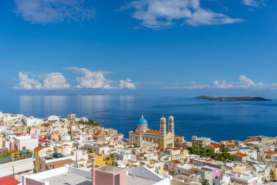 FROM PIRAEUS TO SYROS - SAILING THE AEGEAN LIKE ODYSSEUS