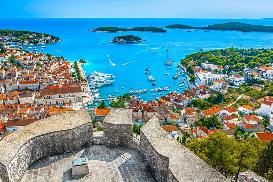 DE DUBROVNIK A HVAR