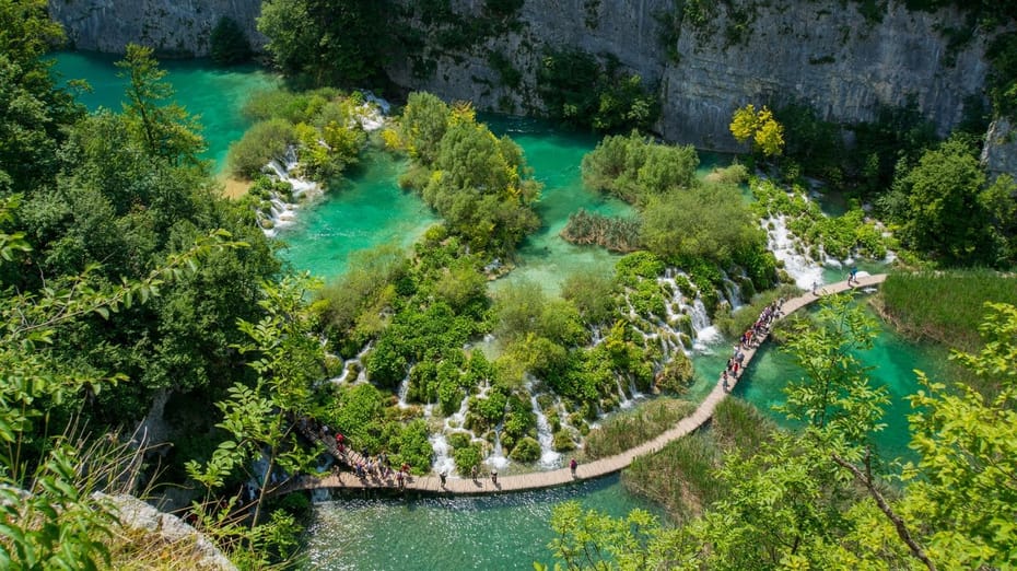 PLITVICE LAKES FROM ZAGREB