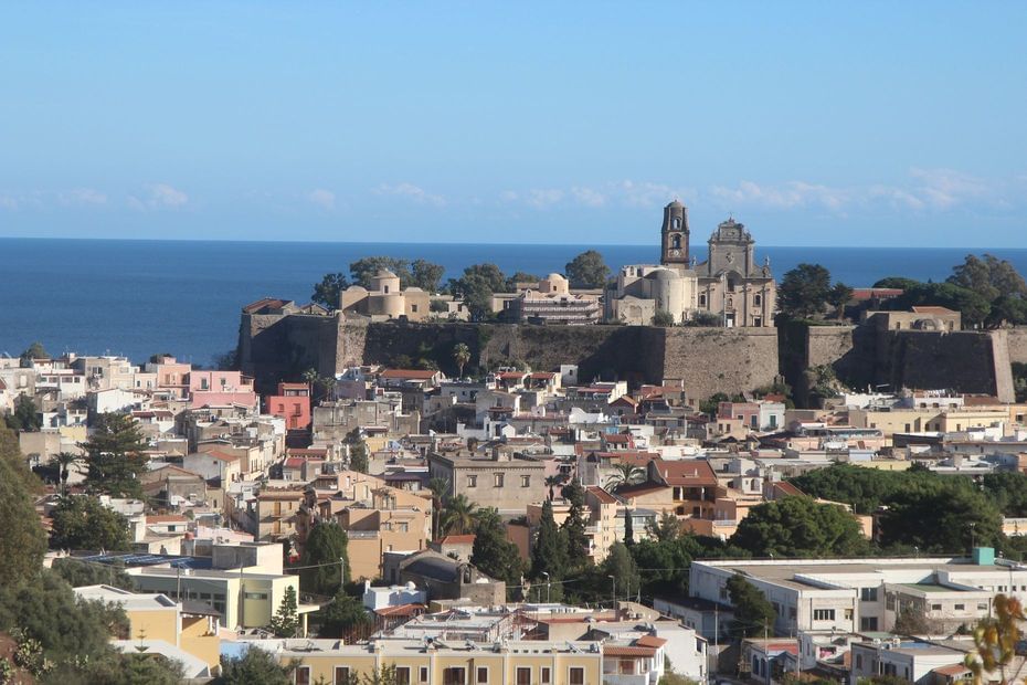 CATANIA - LIPARI