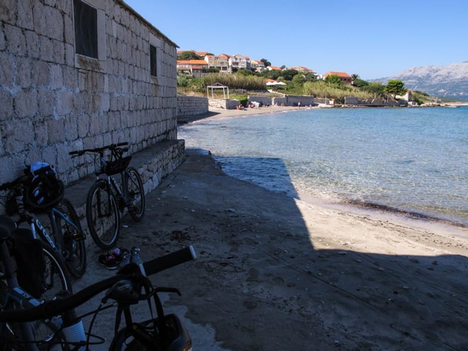 AVENTURA EN BICICLETA EN KORCULA