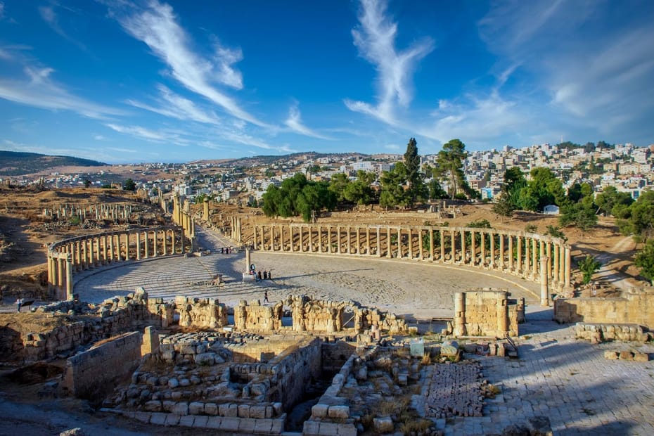 JERUSALÉN, FRONTERA SHEIKH HUSSEIN, JERASH & AMMÁN