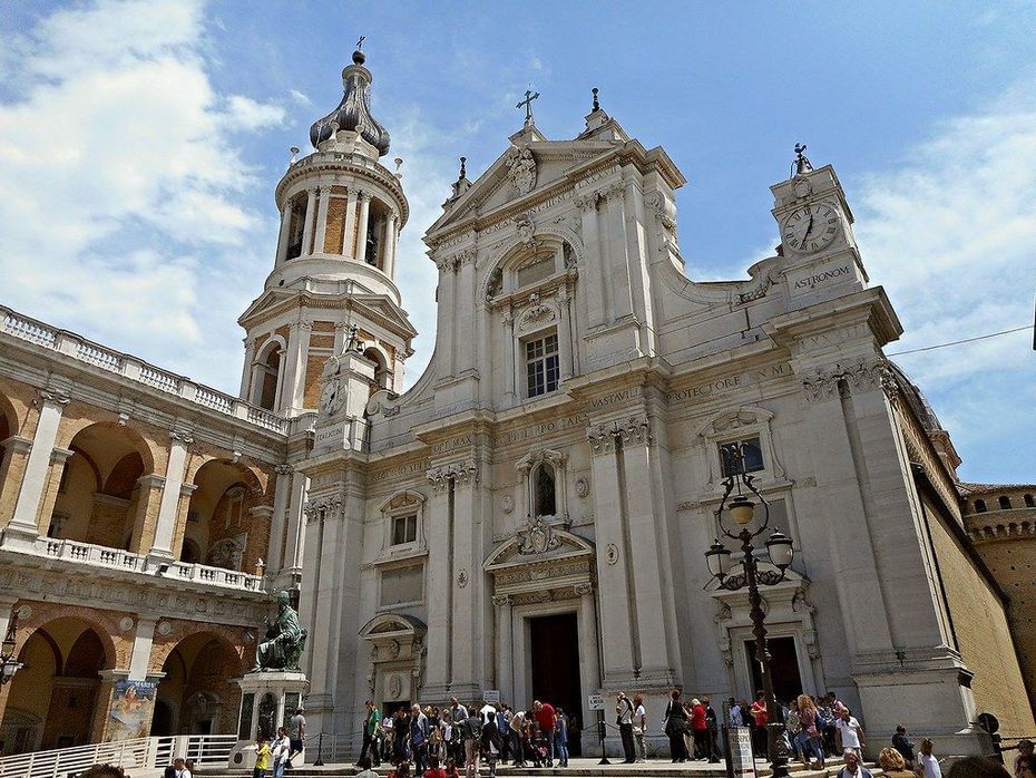 FROM ROME TO LORETO