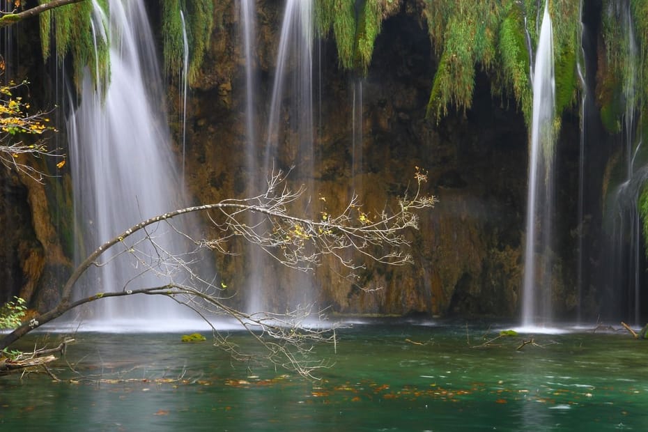 A LOS LAGOS DE PLIVITCE Y SPLIT