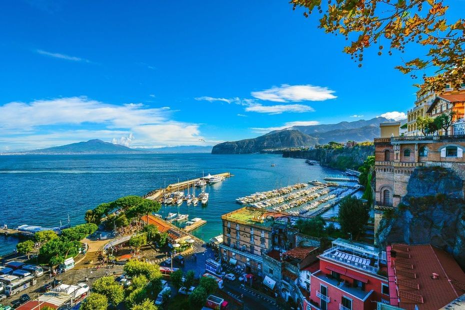 ¡ARRIVEDERCI ROMA! NÁPOLES - SORRENTO