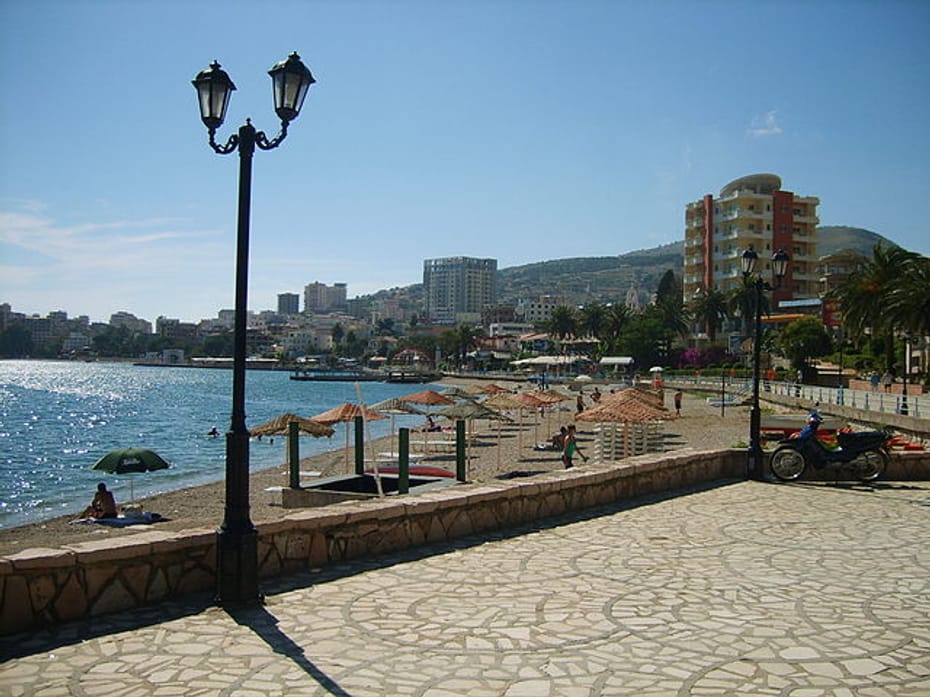 UN DÍA EN ALBANIA DESDE CORFÚ