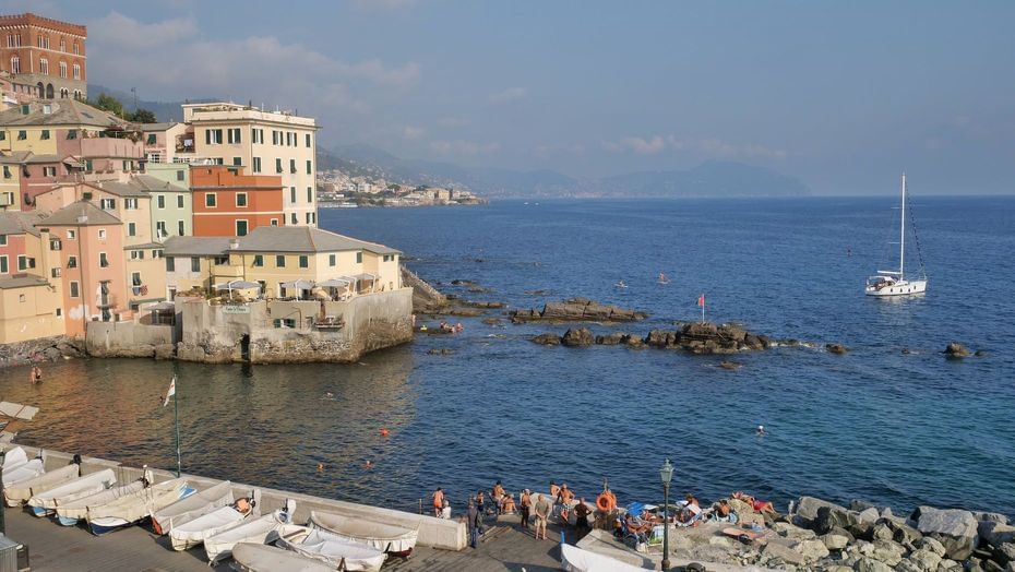 DISCOVERING GENOA