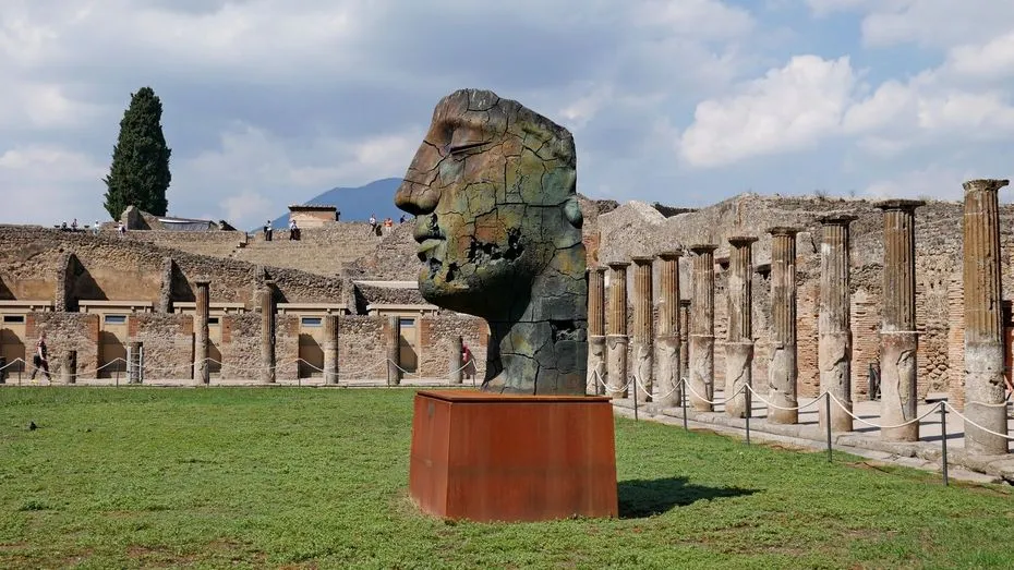 ARRIVEDERCI ROME! NAPLES - POMPEII - SORRENTO