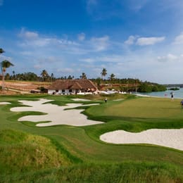 Sea Cliff Resort & Spa