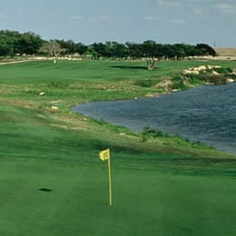 SilverHorn Golf Club