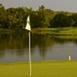 Hollytree Country Club