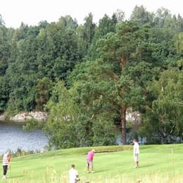 Nokia River Golf (River)