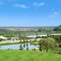 Salamanca Forum Golf - Villamayor Golf (Par 3 y Pitch & Putt)