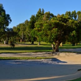 Lakelands Country Club