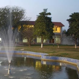 Lyallpur Golf & Country Club