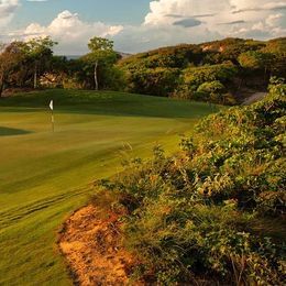 The Bluffs Grand Ho Tram