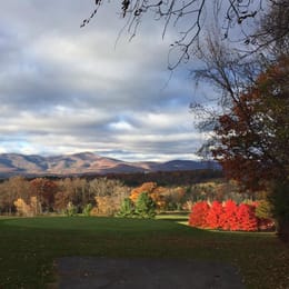 Sunny Hill Resort & Golf Course