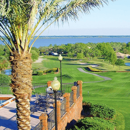 Harbor Hills Country Club