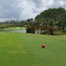 Austin Heights Golf & Hotel Resort