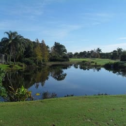 Palm Cove Golf & Yacht Club