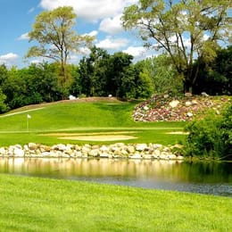 Water's Edge Golf Club
