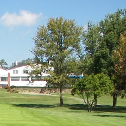 3 Lakes Golf Course