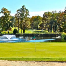 Golden Oaks Golf Club