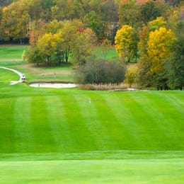 Spring Valley Golf & Lodge