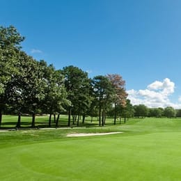 Pine Hills Golf & Country Club