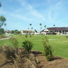 Pasadena Yacht & Country Club