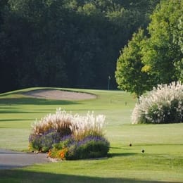 The Oaks at River's Edge