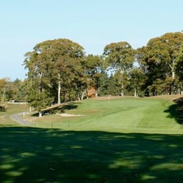 Middle Island Country Club