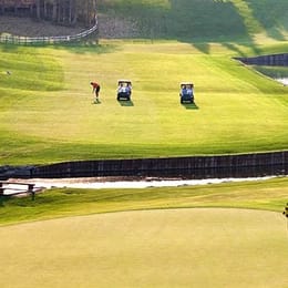 Bearspaw Country Club