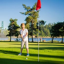 Ambleside Par 3 Golf Course