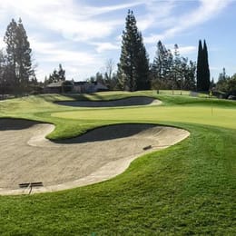 Round Hill Country Club