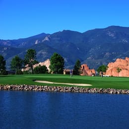 Kissing Camels at Garden of the Gods Club