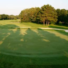 Bunker Hills Golf Club (Executive)