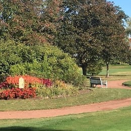 Twin Lakes Golf Club