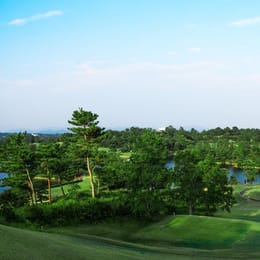 Ube 72 Country Club Mannenike East