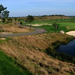 Stone Bay Golf & Resort