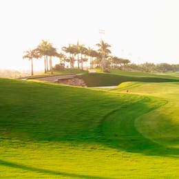 Diamond Bay Golf & Villas