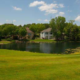 Lakewood Oaks Country Club