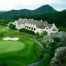 Jade Palace Golf Club