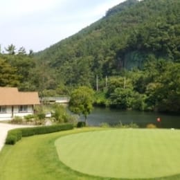 Jurassic Golf & Resort